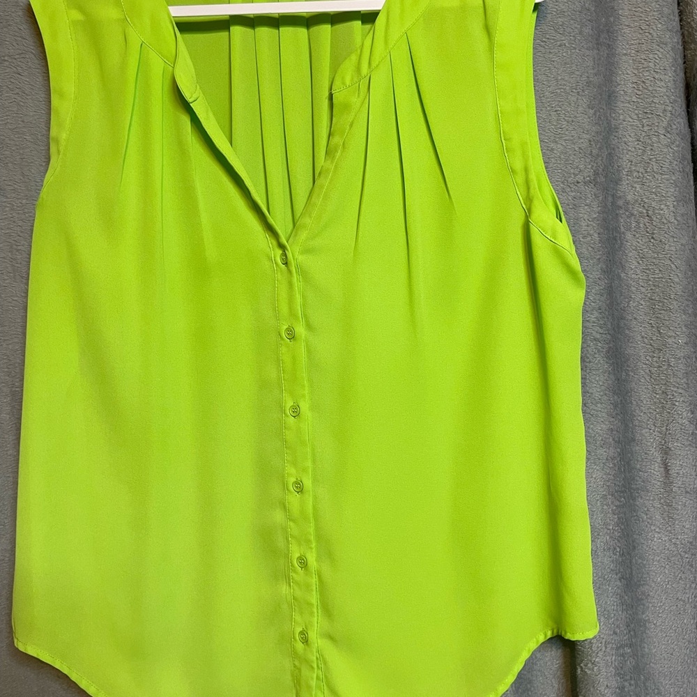 Joan Vass Vibrant Green Button-Down Blouse